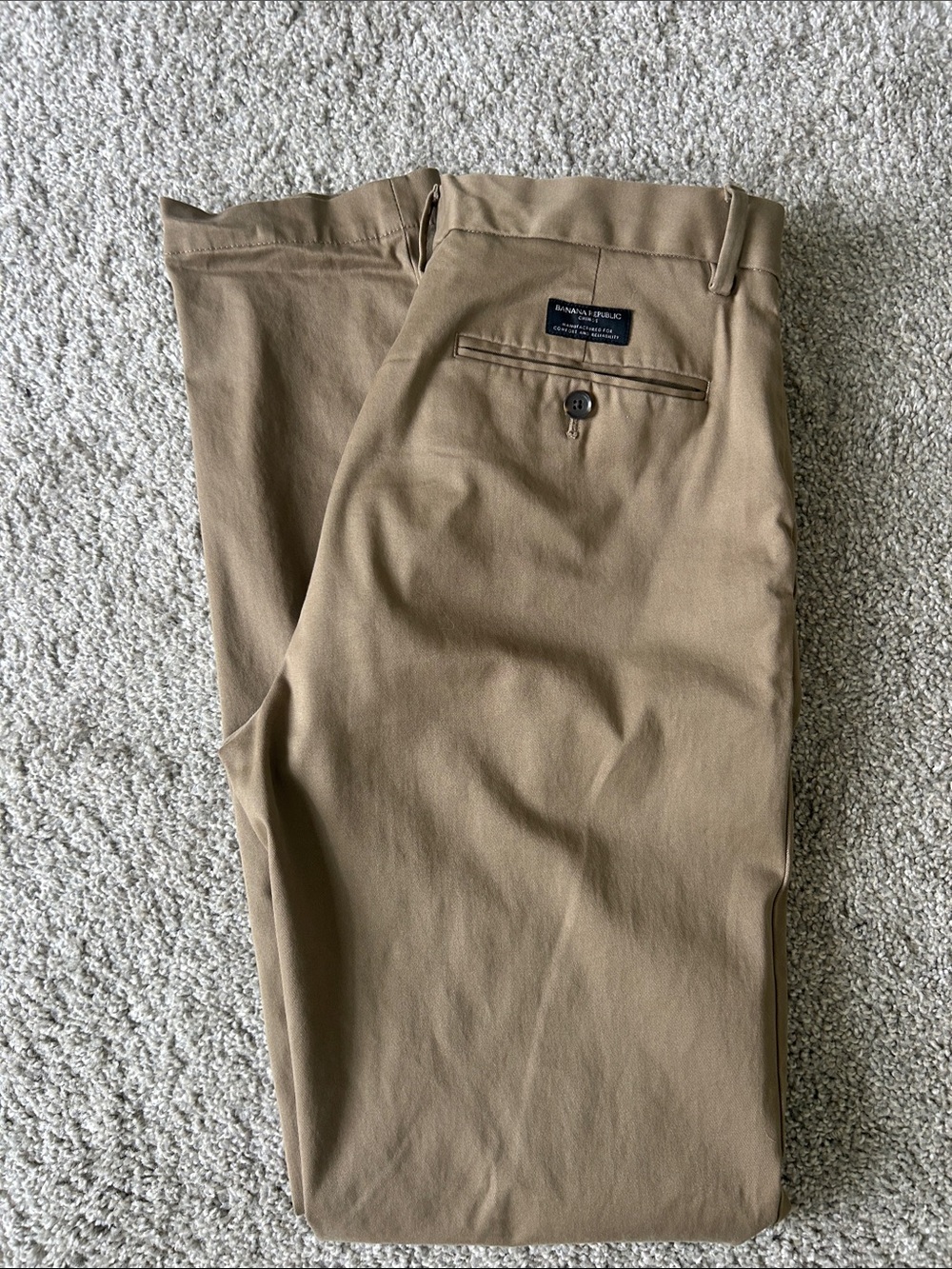 Banana Republic Men’s Khaki/Tan Slim Chinos